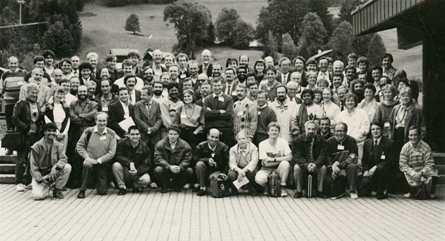 [1994: Aperiodic 94: Group photo]