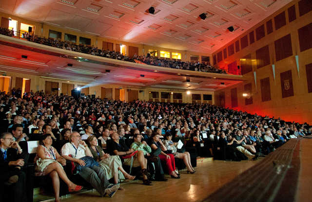 [Opening Ceremony of the 2011 Congress]