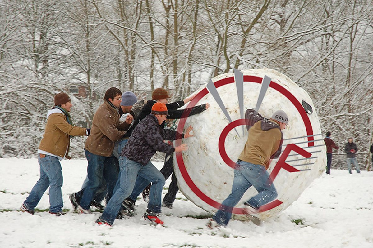 [Snowball in South Park, Oxford: Kamyar Adl https://www.flickr.com/photos/kamshots/384814496]