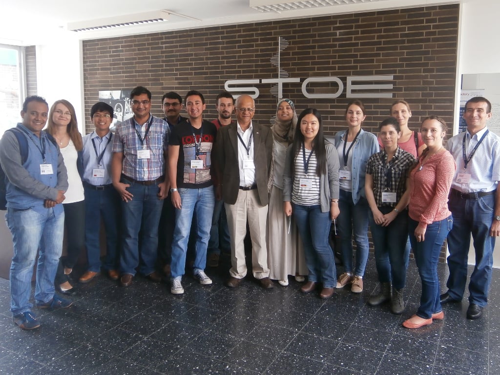 [participants at STOE HQ]