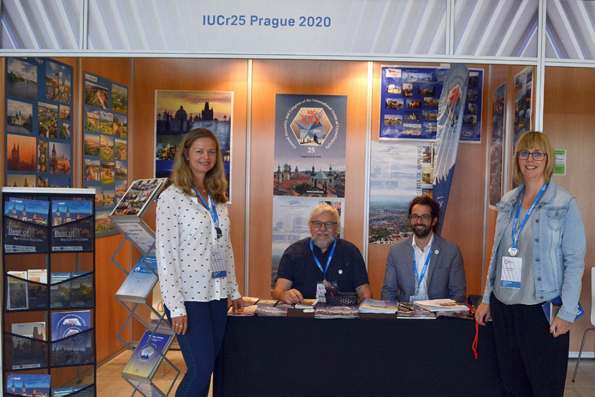 [IUCr2020 team]