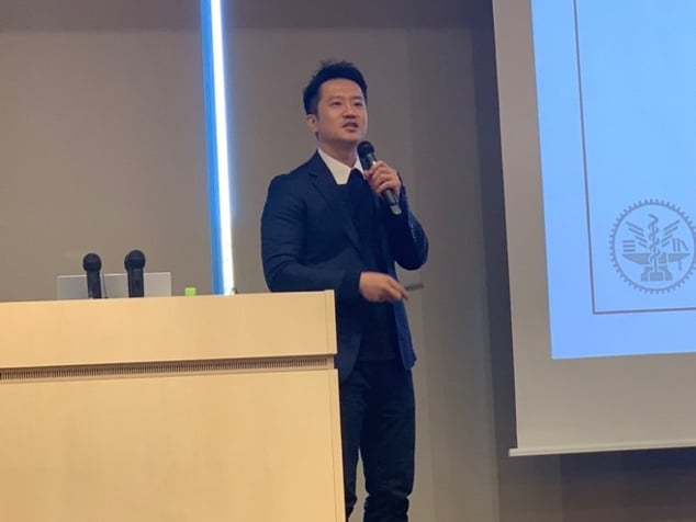 Crystallographic Society of Japan - member speaking