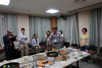 2018: Training Course on Symmetry and Group Theory: Lunch