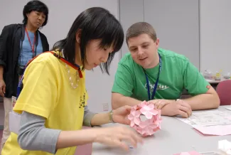 2008: IUCr Congress and General Assembly: Origami