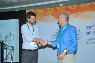 2017: LAAMP kickoff event: Presentation of gifts