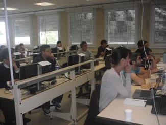 2016: 7th International Workshop on Combined Analysis using X-ray and Neutron Scattering: Classroom session