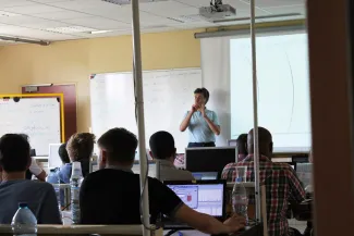 2013: 4th International Workshop on Combined Analysis using X-ray and Neutron Scattering: Classroom session