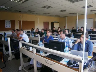 2013: 4th International Workshop on Combined Analysis using X-ray and Neutron Scattering: Classroom session