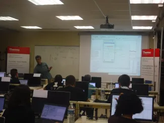 2016: 7th International Workshop on Combined Analysis using X-ray and Neutron Scattering: Classroom session