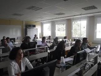 2016: 7th International Workshop on Combined Analysis using X-ray and Neutron Scattering: Classroom session