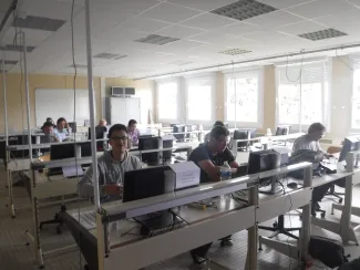 2016: 7th International Workshop on Combined Analysis using X-ray and Neutron Scattering: Classroom session