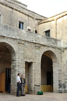 2011: Erice School on Powder Diffraction: Refreshment break