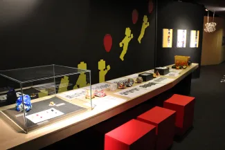 2013: Crystalli!: Exhibition