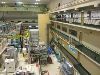 2016: Training Course on Symmetry and Group Theory: Visit to Photon Factory