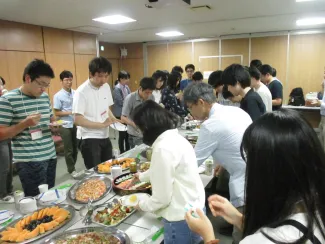 2018: Training Course on Symmetry and Group Theory: Lunch