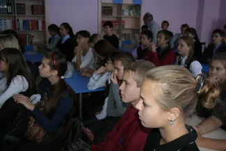 2013: Frontiers of Crystallography Workshop: School visit