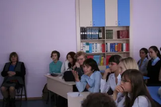 2013: Frontiers of Crystallography Workshop: School visit
