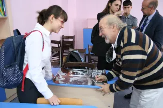 2013: Frontiers of Crystallography Workshop: School visit
