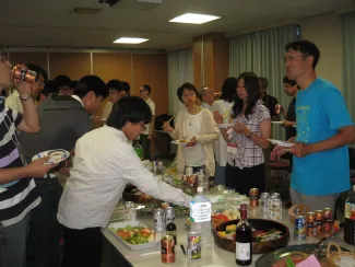 2016: Training Course on Symmetry and Group Theory: Refreshment break