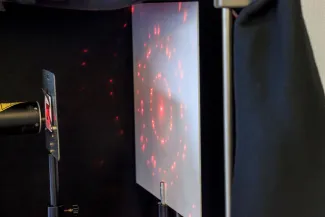 2014: Alice im Kristall-land: An open crystallography day for the general public