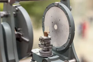 2014: Alice im Kristall-land: An open crystallography day for the general public