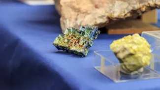 2014: Alice im Kristall-land: An open crystallography day for the general public