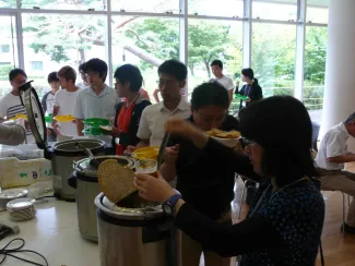2017: Training Course on Symmetry and Group Theory: Refreshment break