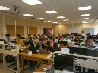2014: 5th International Workshop on Combined Analysis using X-ray and Neutron Scattering: Classroom session