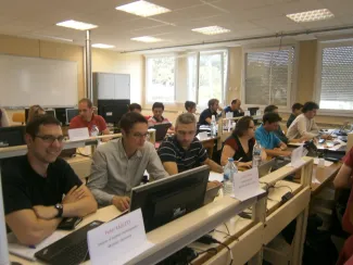 2014: 5th International Workshop on Combined Analysis using X-ray and Neutron Scattering: Classroom session