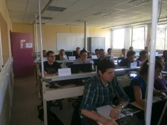 2014: 5th International Workshop on Combined Analysis using X-ray and Neutron Scattering: Classroom session