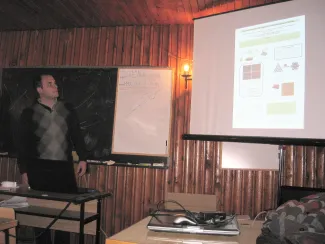 2013: International School on Fundamental Crystallography: Participant poster presentation
