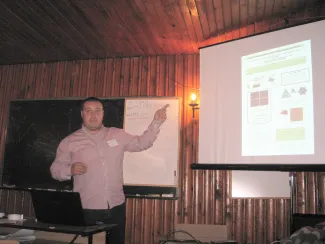 2013: International School on Fundamental Crystallography: Participant poster presentation