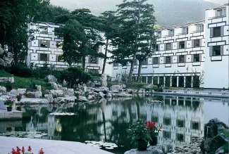 1986: International Symposium on Molecular Structure: Participants