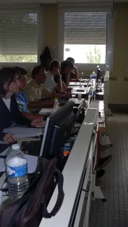 2011: 2nd International Workshop on Combined Analysis using X-ray and Neutron Scattering: Classroom session