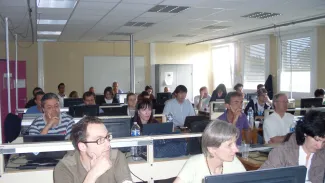2011: 2nd International Workshop on Combined Analysis using X-ray and Neutron Scattering: Classroom session