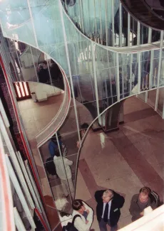2002: Conference on Physical Methods in Coordination and Supramolecular Chemistry: Excursion