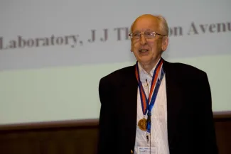 2011: IUCr Congress and General Assembly: Gjonnes Medal