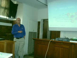 2010: School on Fundamental Crystallography: Participants