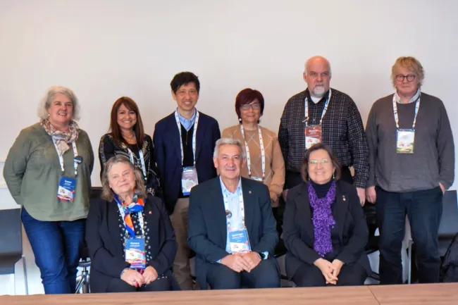 Front row (l-r): Hanna Dabkowska, Santiago García-Granda, Graciela Díaz de Delgado. Back row (l-r): Susan Bourne, Maria Cristina Nonato, Atsushi Nakagawa, Angela Altomare, Thomas Proffen, Trevor Forsyth. Manfred Weiss was not present when the photo was taken.