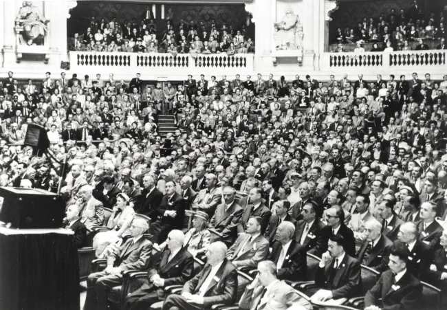 1957: IUPAC Congress and General Assembly: General assembly