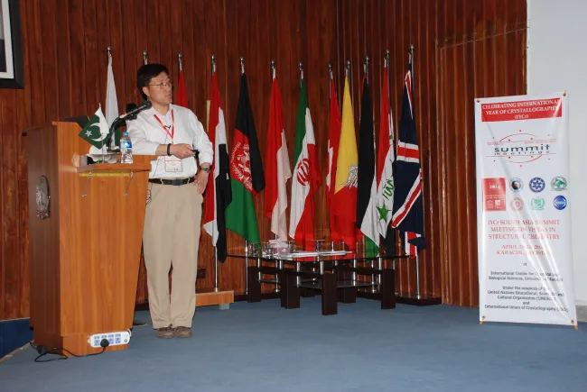 2014: South Asia Summit Meeting on Vistas in structural chemistry: Special session on the IUCr and its journals