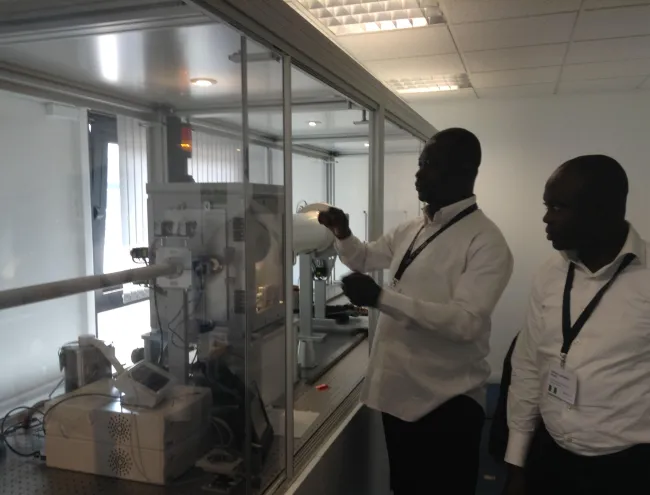 2014: IUCr-UNESCO Open Factory: Laboratory