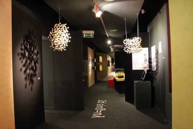 2013: Crystalli!: Exhibition