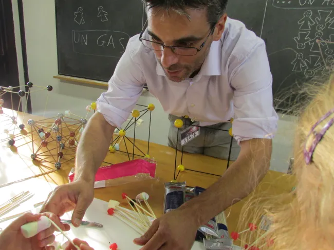 2013: The Room of Crystals: Exhibition and hands-on demonstrations
