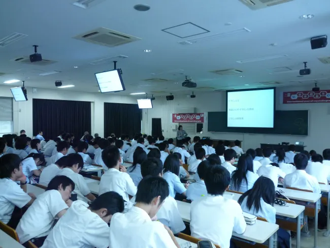 2014: Crystallography Now and in the Beginning: Public Lecture