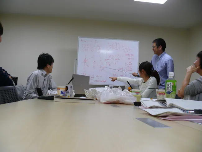 2016: Training Course on Symmetry and Group Theory: Evening Question and Answer Session