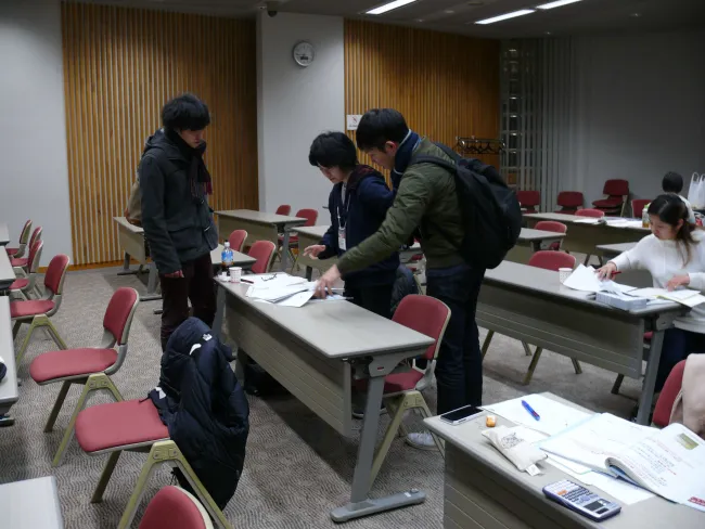 2017: Training Course on Symmetry and Group Theory: Classroom session