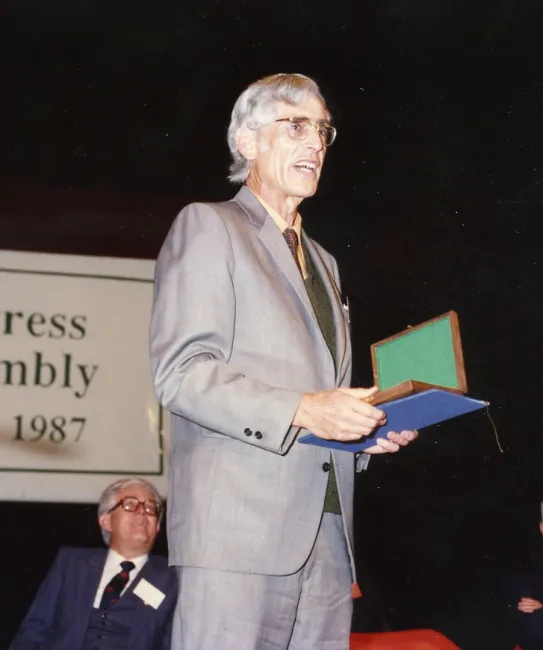 1987: IUCr Congress and General Assembly: Ewald Prize