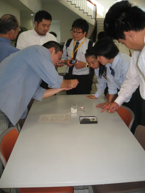 2013: Crystallographic Society of Japan Annual Meeting: Exhibition and hands-on demonstrations